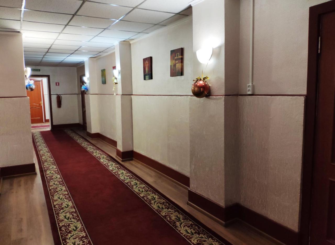 City Hotel Ustʼ-Kamenogorsk Eksteriør billede