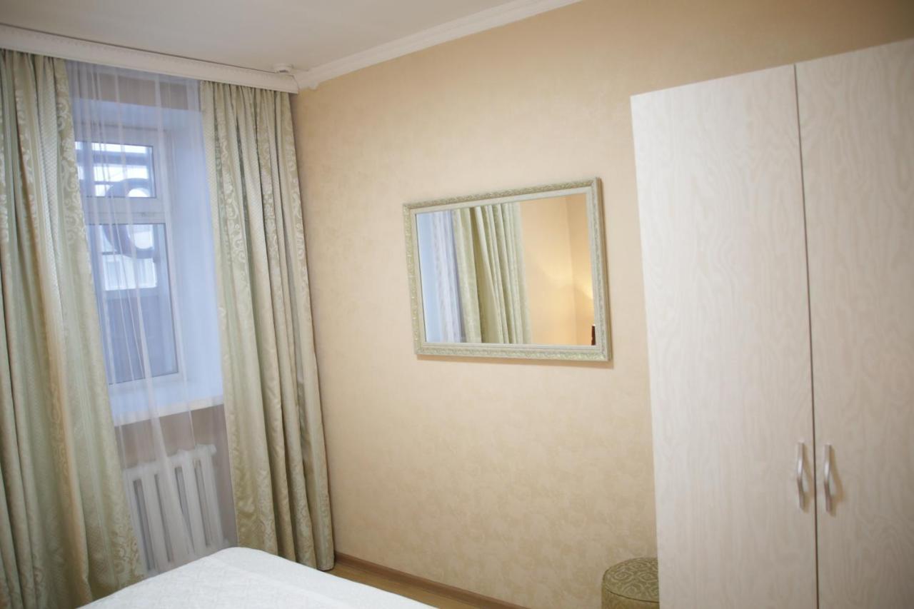City Hotel Ustʼ-Kamenogorsk Eksteriør billede