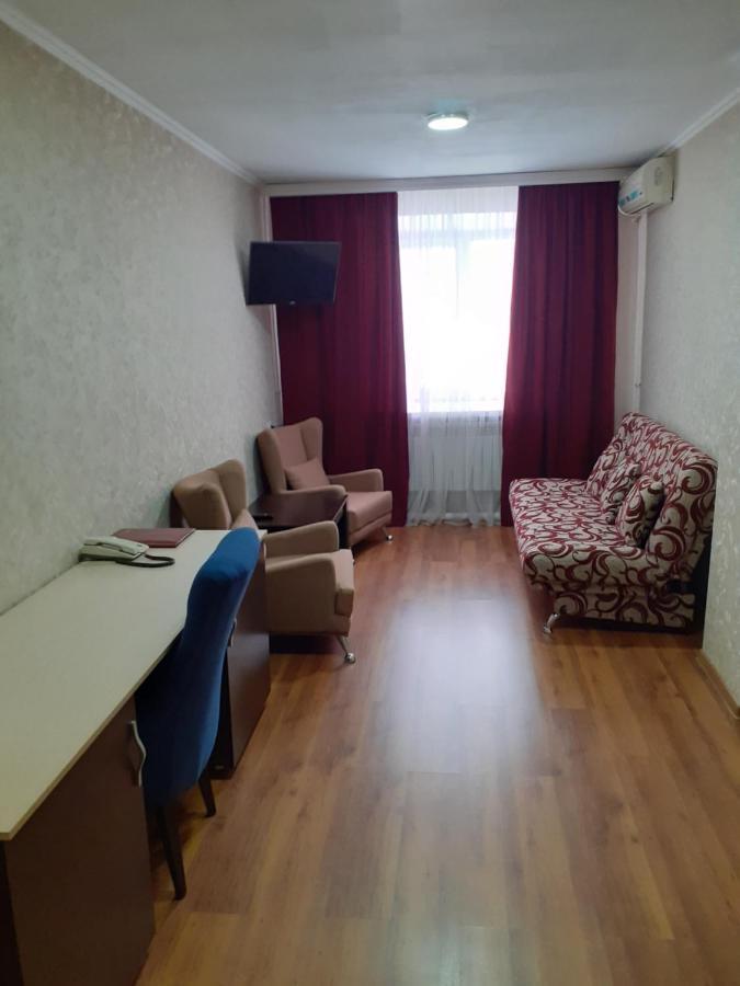 City Hotel Ustʼ-Kamenogorsk Eksteriør billede
