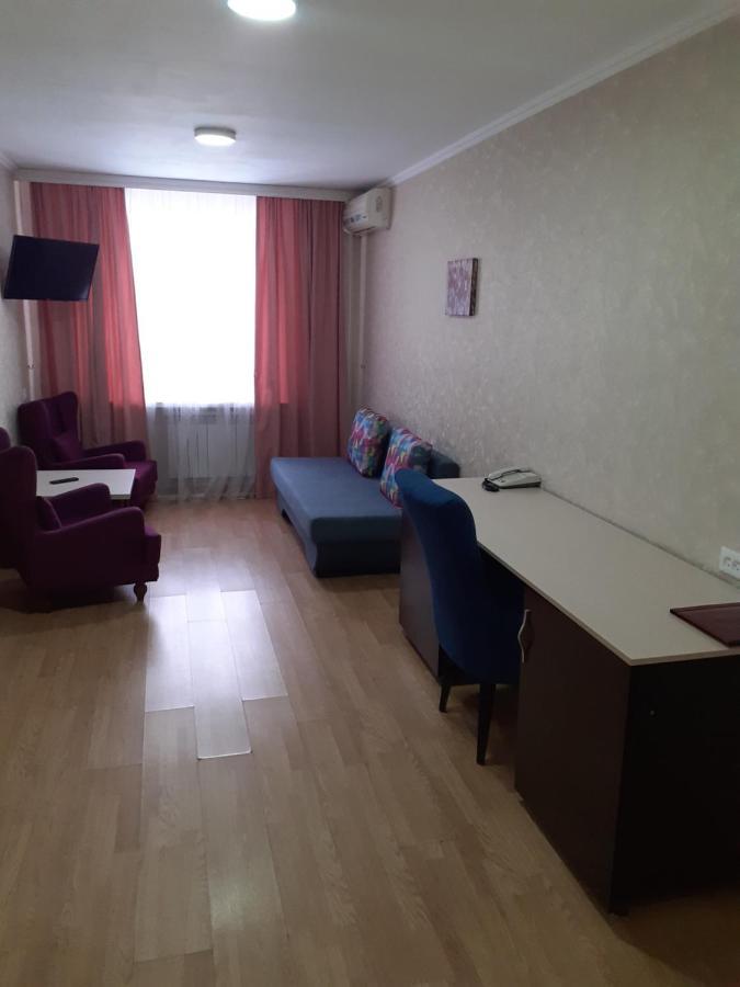 City Hotel Ustʼ-Kamenogorsk Eksteriør billede